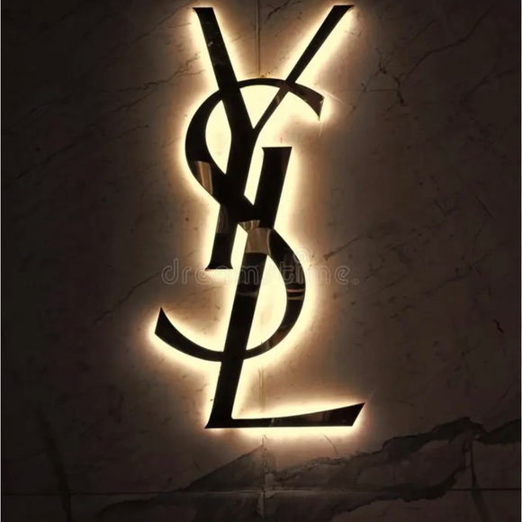 🌺YSL BEAUTE ÍTEMS LIVE🌺 - Picture 2 of 4